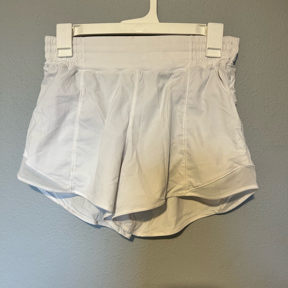 Lululemon Hotty Hot High-Rise Lined Short 4"